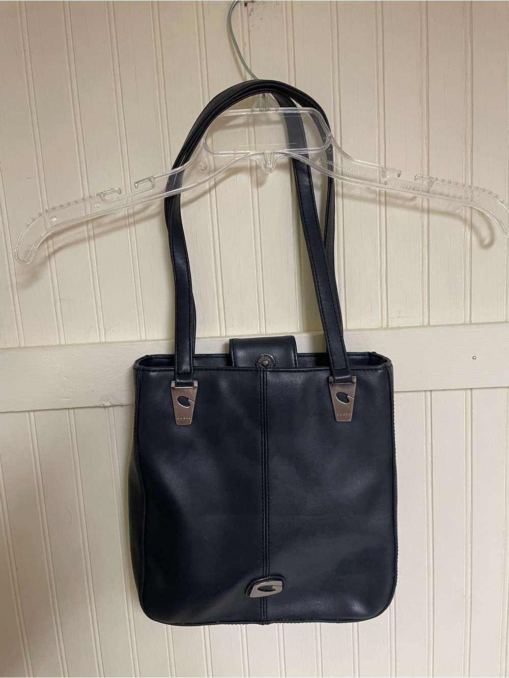 Guess Black Leather Shoulder Bag